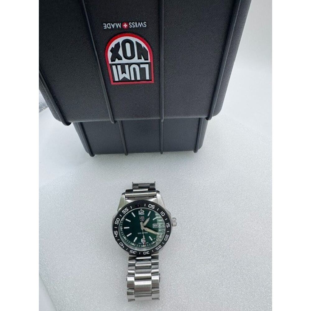 Rare Swiss Luminox XS.3137 Pacific Diver Green Dial Stainless Mens 44mm Watch - Picture 8 of 8